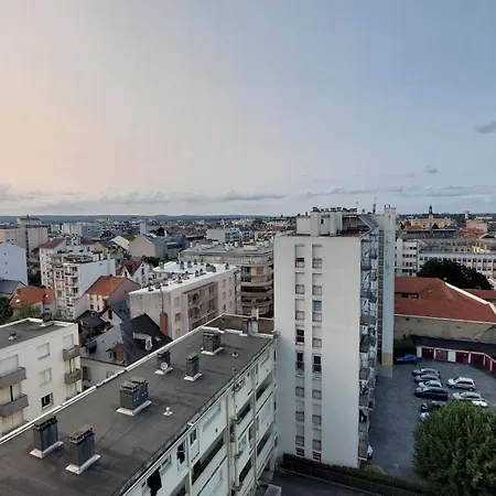 Le Voltaire - T2 Neuf Face Pyrenees Apartment Tarbes Exterior photo